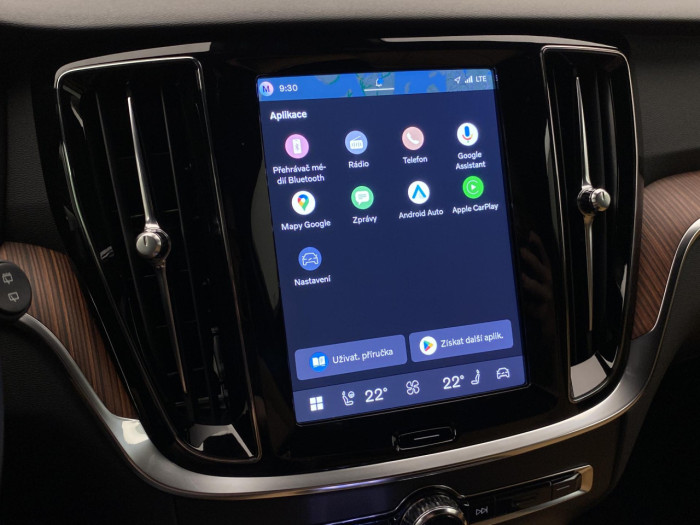 Volvo V60 T6 AWD Plug-in BRIGHT PLUS na operativní leasing