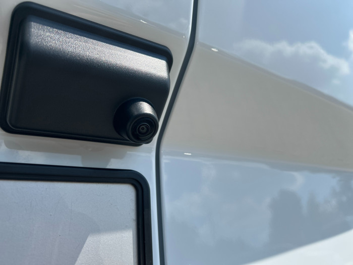 Custom 64kWh 100kW Trend 340 L1H1 na operativní leasing