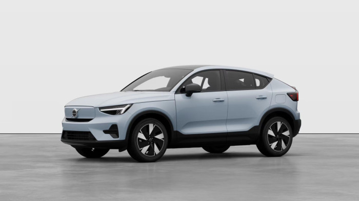 Volvo EC40 PURE ELECTRIC SINGLE ENG. RWD na operativní leasing