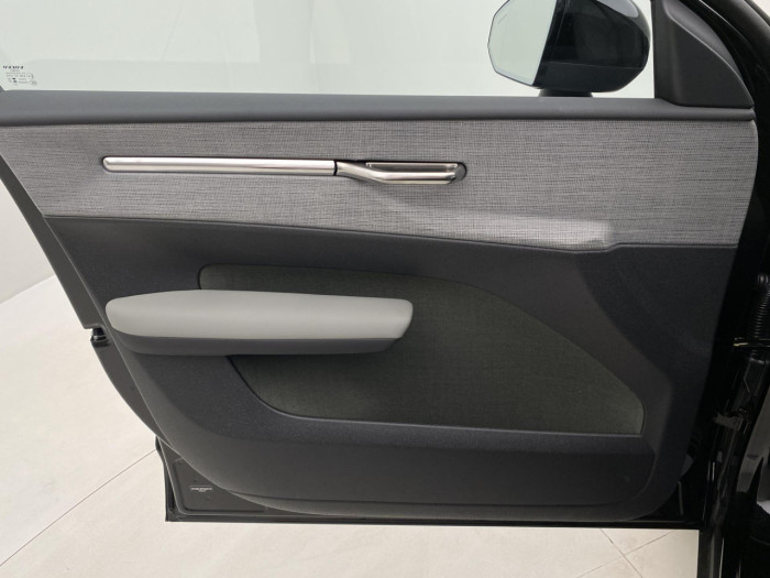 Volvo EX30 PURE ELECTRIC EXTENDED PLUS na operativní leasing