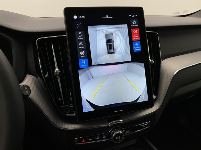 Volvo XC60 T6 AWD AUT PLUS BLACK EDITION na operativní leasing