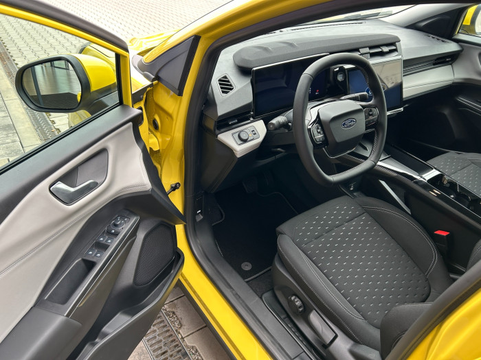 GEN-E 43kWh dojezd 123kW/168 k na operativní leasing