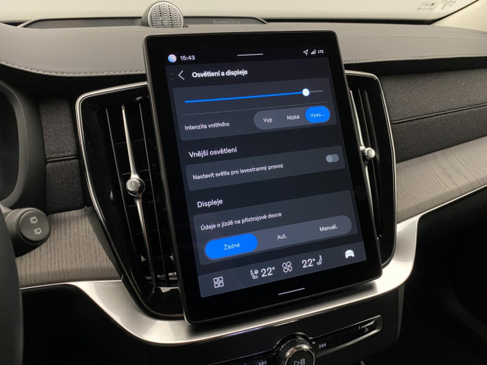 Volvo XC90 T8 AWD RECHARGE BRIGHT PLUS 7m na operativní leasing