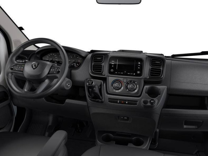 Peugeot Boxer valník kabina 3500 L3 2,2 BlueHDi / 103kW na operativní leasing