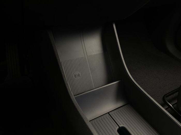 Volvo EX30 BLACK EDITION P5 ELETRIC PLUS na operativní leasing