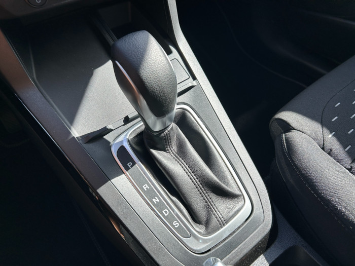 1.0EcoBoost mHEV 92kW TITANIUM na operativní leasing