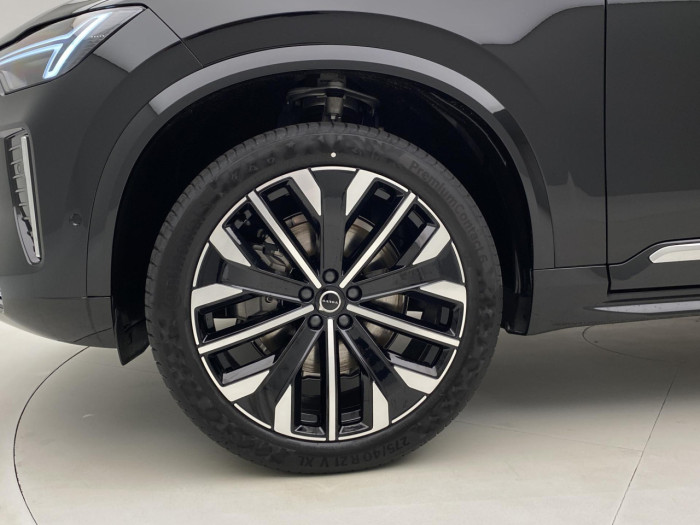 Volvo XC90 B5 AWD AUT BRIGHT PLUS na operativní leasing