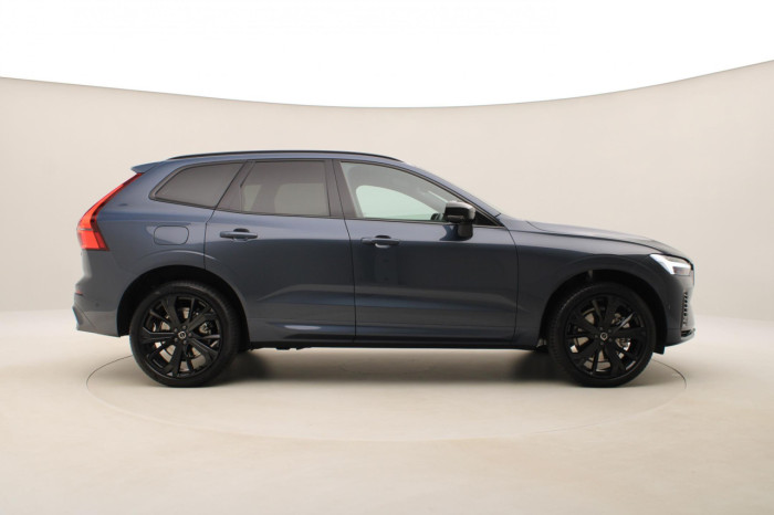 Volvo XC60 T6 AWD AUT PLUS BLACK EDITION na operativní leasing