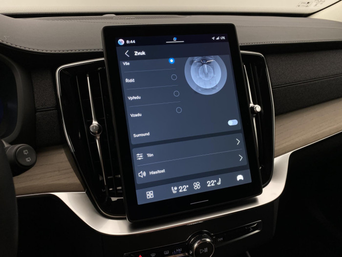 Volvo XC90 T8 AWD RECHARGE BRIGHT PLUS 7m na operativní leasing