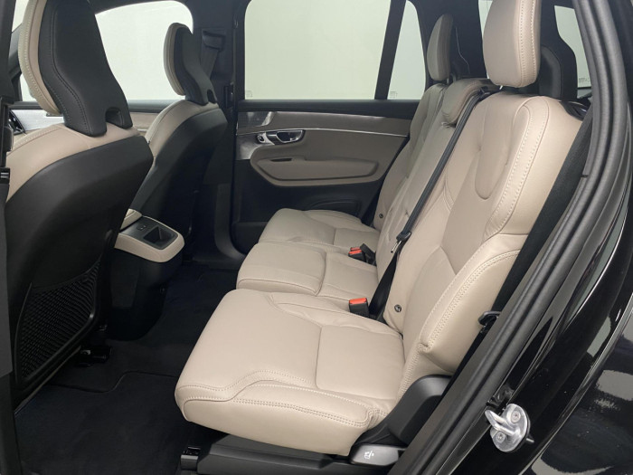 Volvo XC90 B5 AWD AUT BRIGHT PLUS na operativní leasing