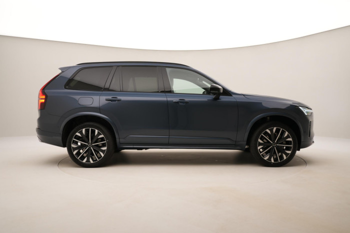 Volvo XC90 B5 AWD AUT DARK PLUS na operativní leasing