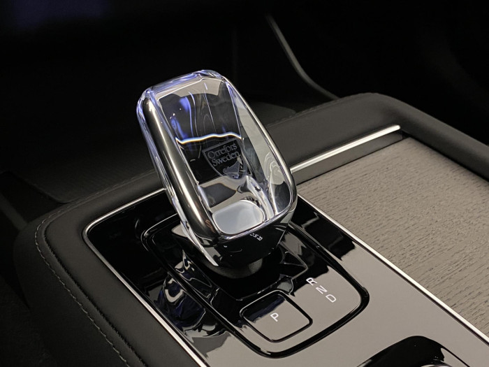 Volvo XC90 T8 AWD RECHARGE BRIGHT PLUS 7m na operativní leasing