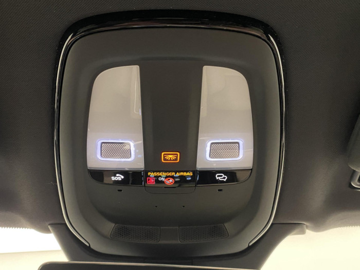 Volvo XC90 T8 AWD RECHARGE BRIGHT PLUS 7m na operativní leasing