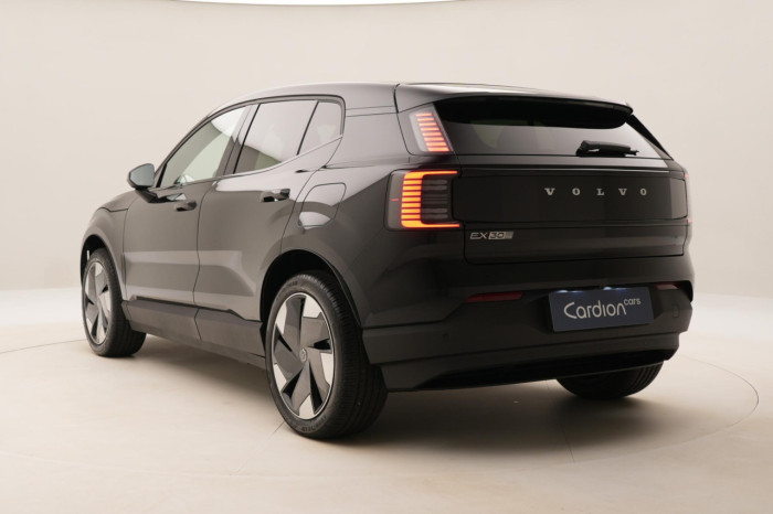 Volvo EX30 PURE ELECTRIC EXTENDED PLUS na operativní leasing