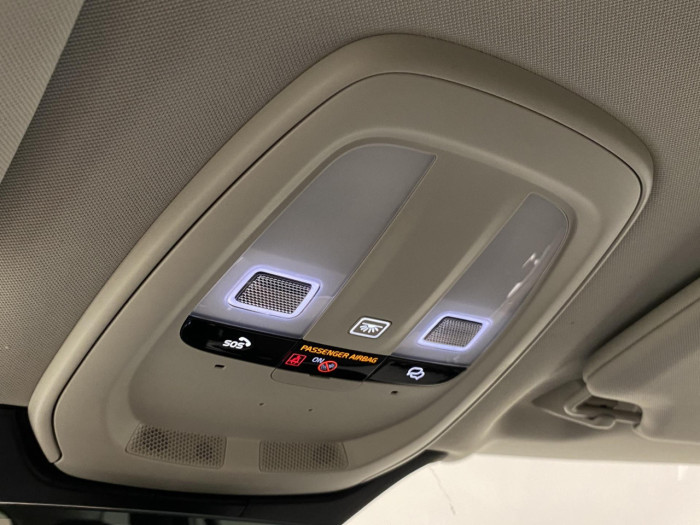Volvo XC90 T8 AWD RECHARGE BRIGHT PLUS 7m na operativní leasing