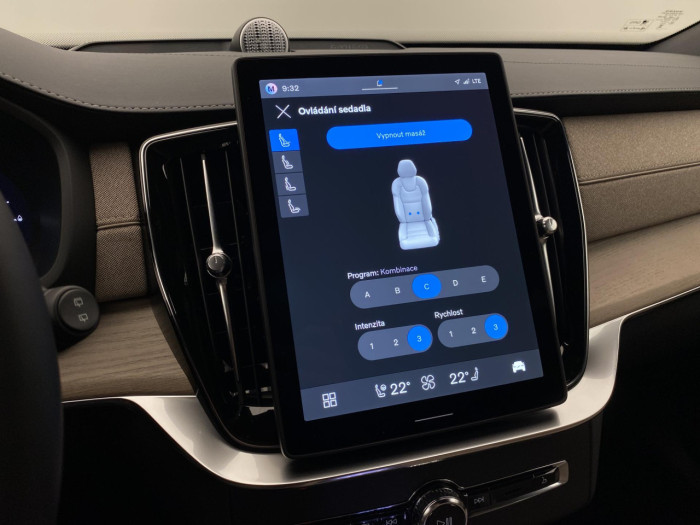 Volvo XC90 T8 AWD RECHARGE BRIGHT PLUS 7m na operativní leasing