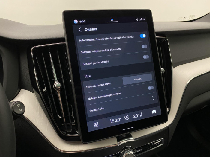 Volvo XC60 T6 AWD AUT DARK PLUS na operativní leasing