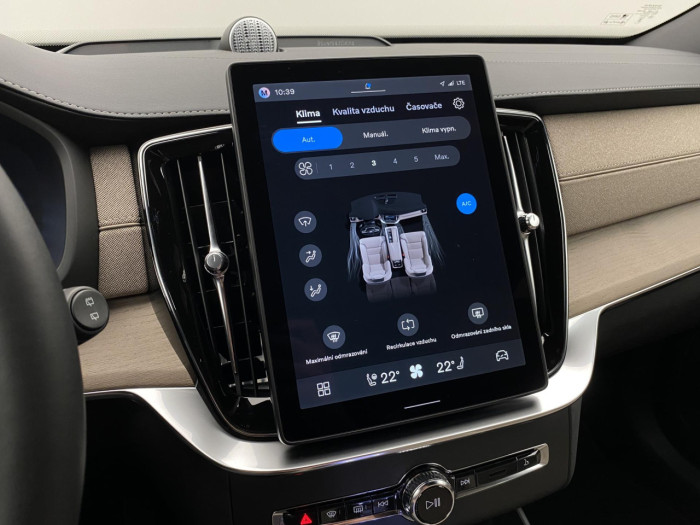 Volvo XC90 B5 AWD AUT BRIGHT PLUS na operativní leasing