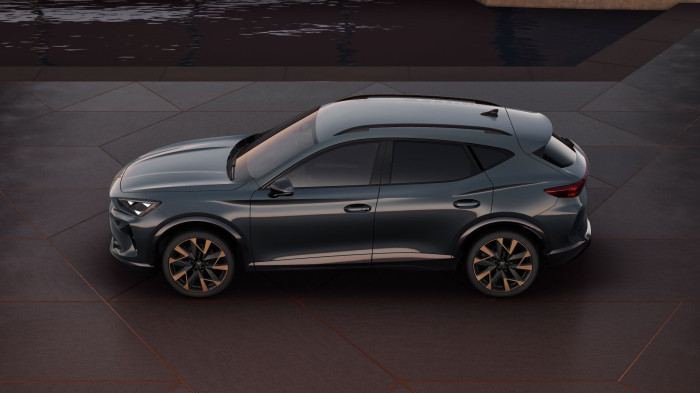 Cupra Formentor 1.5 eTSI 150k DSG na operativní leasing