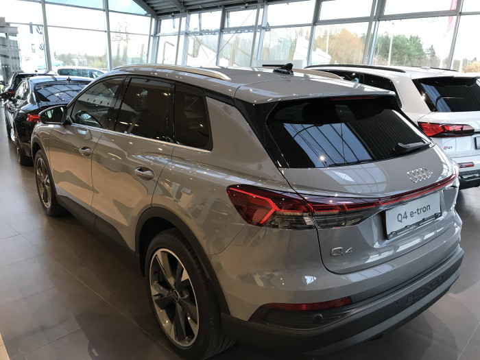 Audi Q4 e-tron 45  / 210kW na operativní leasing