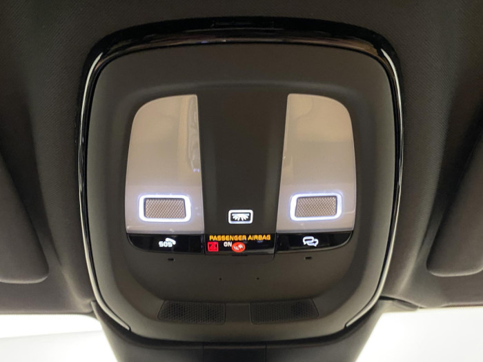 Volvo V60 T6 AWD Plug-in BRIGHT PLUS na operativní leasing