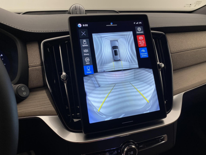 Volvo XC90 T8 AWD RECHARGE BRIGHT PLUS 7m na operativní leasing