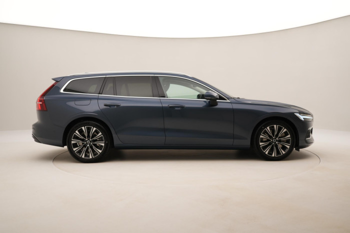 Volvo V60 T6 AWD Plug-in BRIGHT PLUS na operativní leasing