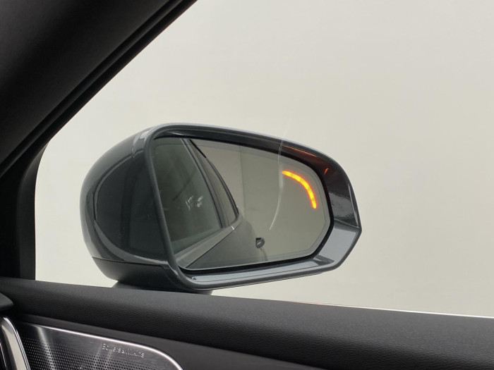 Volvo V60 T6 AWD Plug-in BRIGHT PLUS na operativní leasing