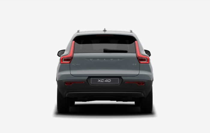 Volvo XC40 B3 AUT DARK PLUS na operativní leasing