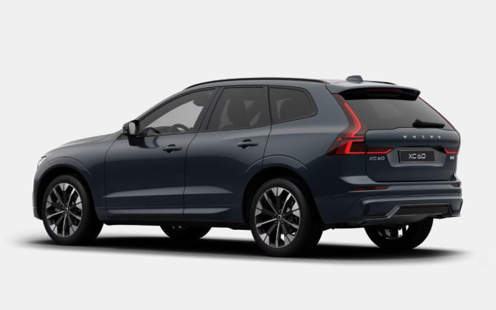 Volvo XC60 B5 AWD AUT DARK PLUS na operativní leasing
