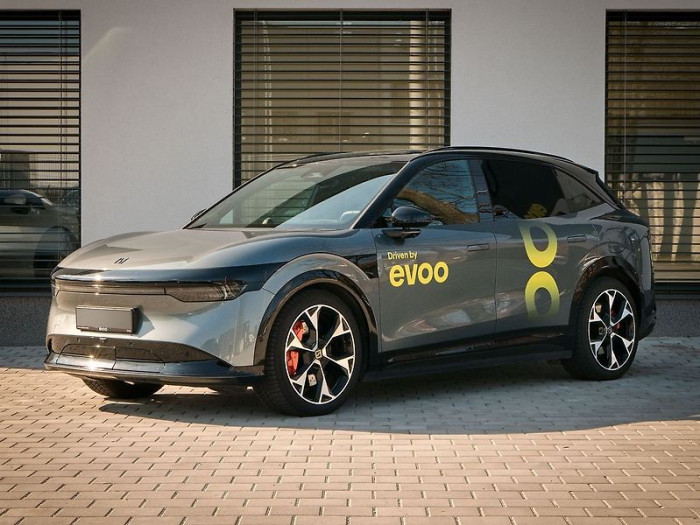 Zeekr 7X Privilege AWD na operativní leasing