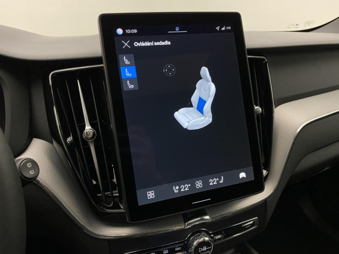 Volvo XC60 T6 AWD AUT PLUS BLACK EDITION na operativní leasing