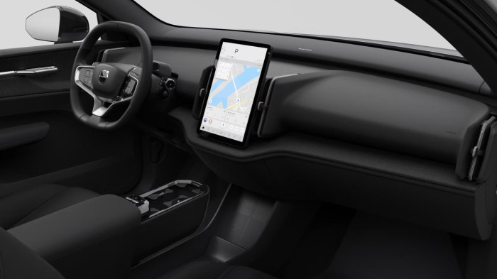 Volvo EX30 P5 LONG RANGE ELETRIC PLUS na operativní leasing