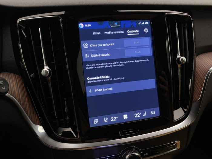 Volvo V60 T6 AWD Plug-in BRIGHT PLUS na operativní leasing