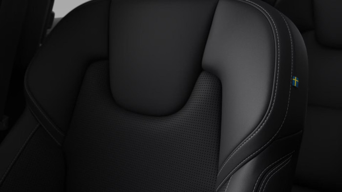 Volvo XC60 B5 AWD AUT BRIGHT PLUS na operativní leasing