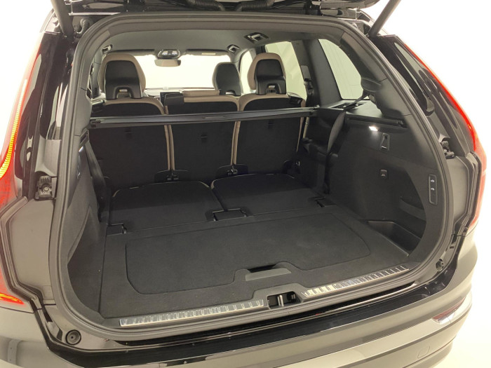 Volvo XC90 B5 AWD AUT BRIGHT PLUS na operativní leasing