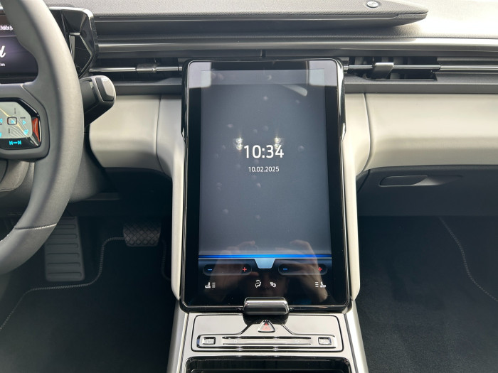 52 kWh dojezd (125 kW/170 k) na operativní leasing