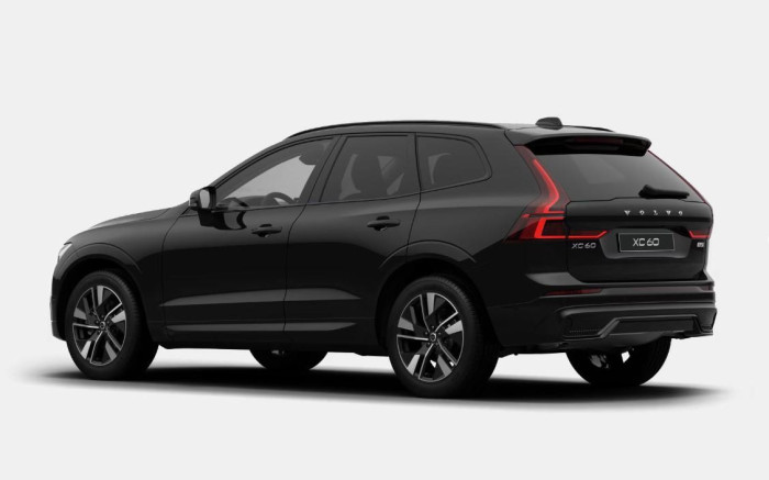 Volvo XC60 B5 AWD AUT DARK PLUS na operativní leasing