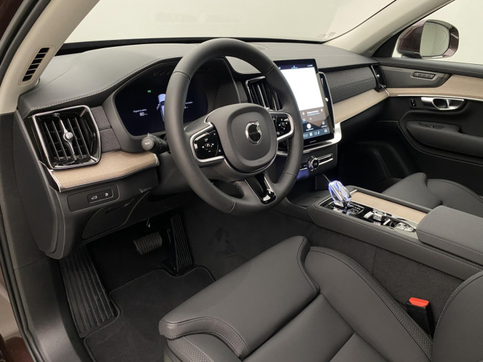 Volvo XC90 T8 AWD RECHARGE BRIGHT PLUS 7m na operativní leasing
