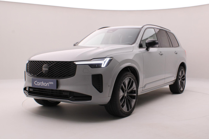 Volvo XC90 B5 AWD BLACK EDITION PLUS 7 na operativní leasing