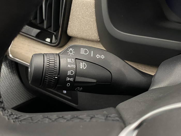 Volvo XC90 T8 AWD RECHARGE BRIGHT PLUS 7m na operativní leasing