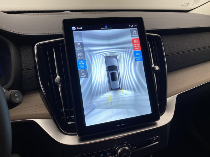 Volvo XC90 T8 AWD RECHARGE BRIGHT PLUS 7m na operativní leasing