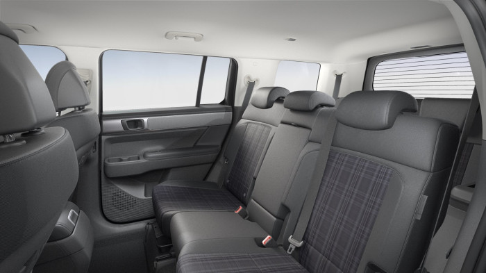 HYUNDAI Santa Fe 1.6 T-Gdi Hev Comfort 4x4 Auto 7 Míst na operativní leasing