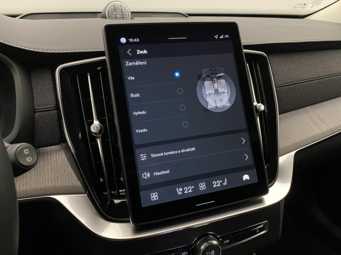 Volvo XC90 T8 AWD RECHARGE BRIGHT PLUS 7m na operativní leasing