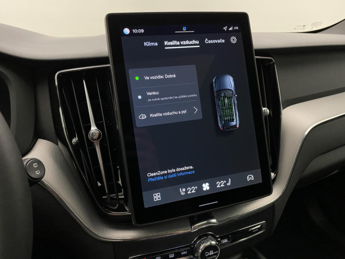 Volvo XC60 T6 AWD AUT PLUS BLACK EDITION na operativní leasing