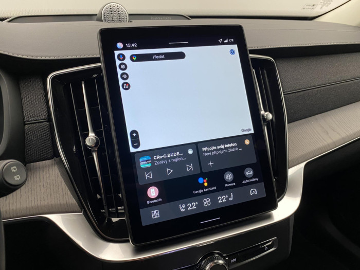 Volvo XC90 T8 AWD RECHARGE BRIGHT PLUS 7m na operativní leasing