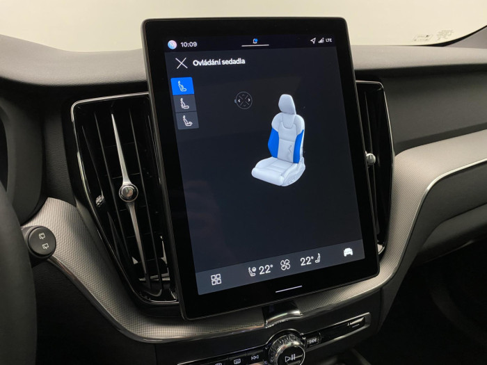 Volvo XC60 T6 AWD AUT PLUS BLACK EDITION na operativní leasing