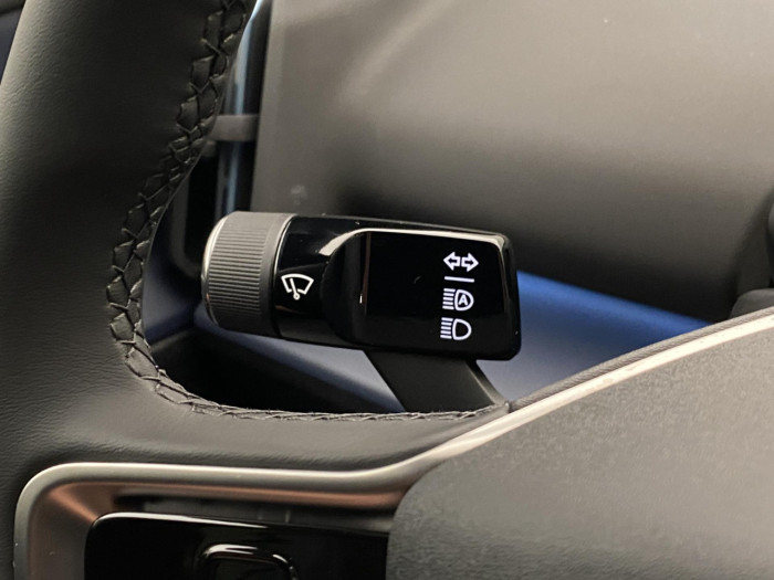 Volvo EX30 BLACK EDITION P5 ELETRIC PLUS na operativní leasing