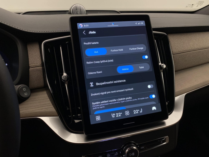 Volvo XC90 T8 AWD RECHARGE BRIGHT PLUS 7m na operativní leasing