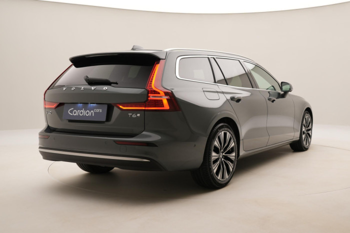 Volvo V60 T6 AWD Plug-in BRIGHT PLUS na operativní leasing